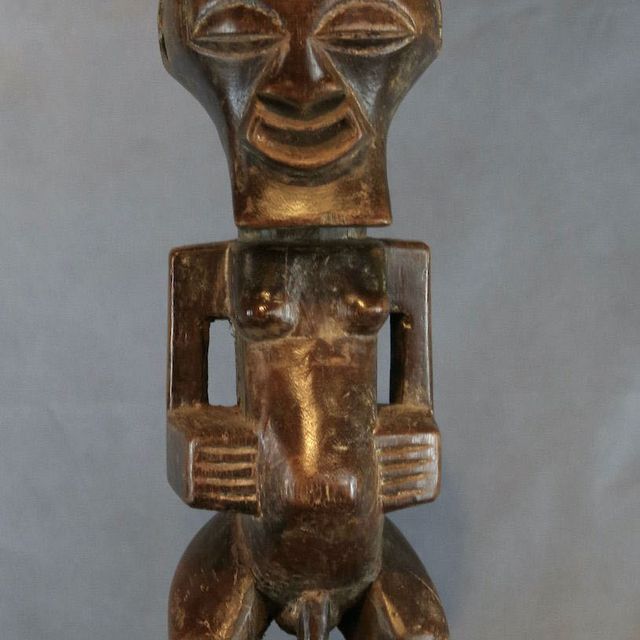 Songye beeld galerie Oegtsgeest 