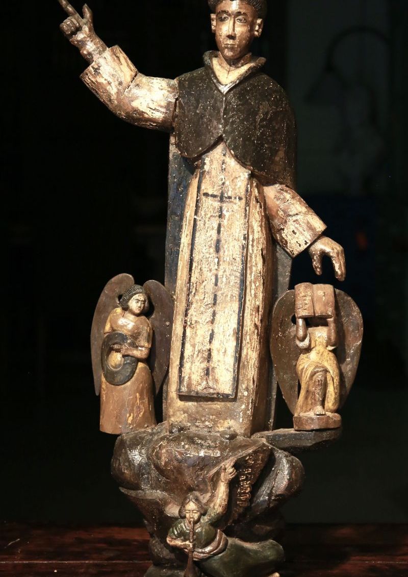 Bijzondere antieke heilige beelden