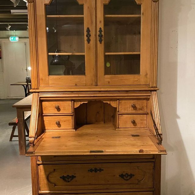 Antieke blanke secretaire 