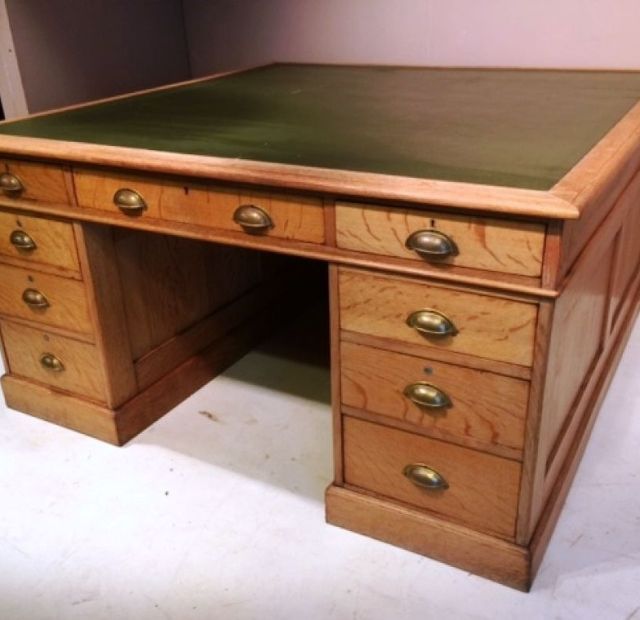 Prachtig antiek bureau eikenhout