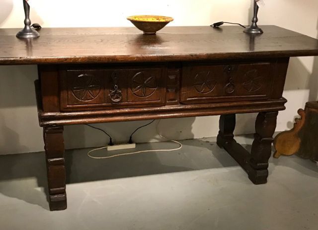 Rustieke wandtafel antiek