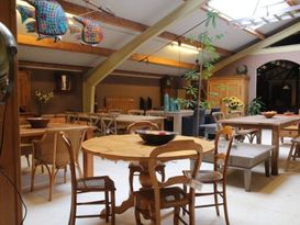 Showrooms en aanbiedingen bij de Almondehoeve