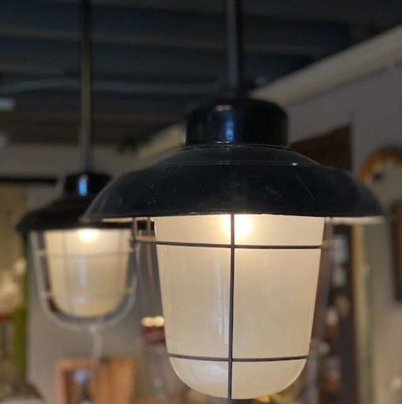 fabriekslamp vintage Almondehoeve