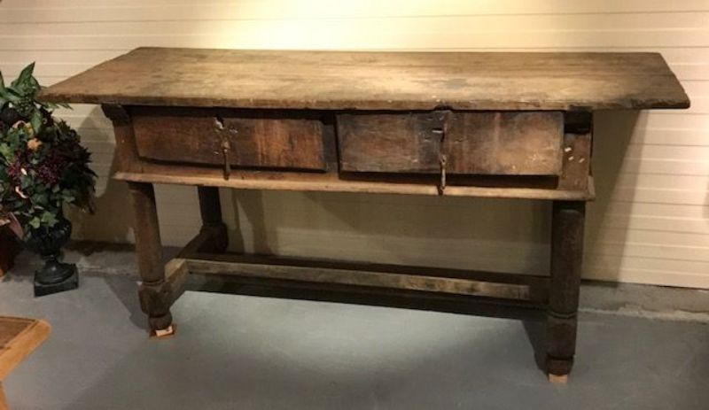 Rustieke antieke wandtafel