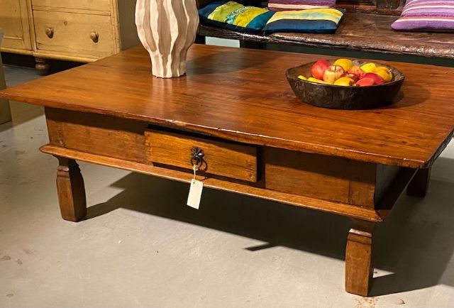 Antieke salontafel