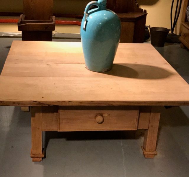 Antiek houten salontafel