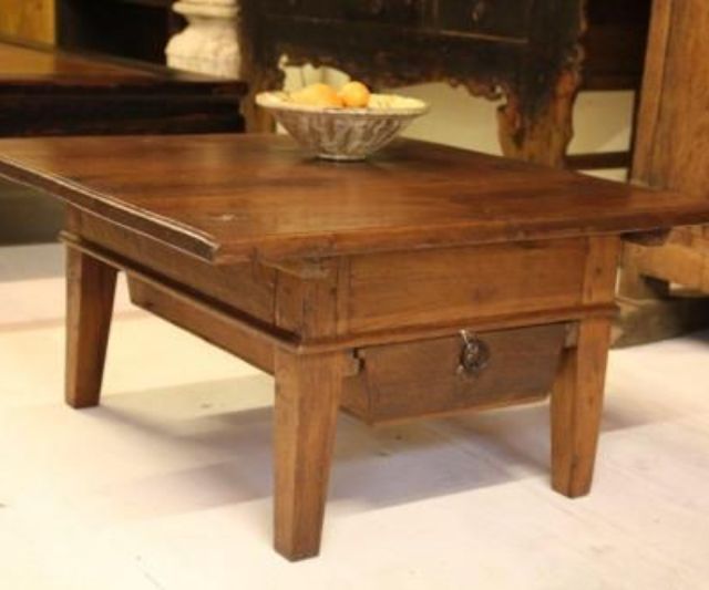 Oud eikenhouten salontafel