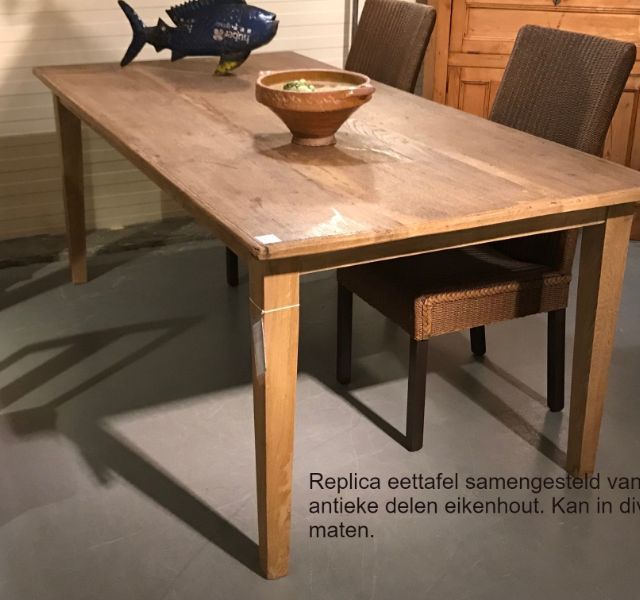tafel van oud hout